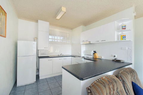 Portview 8 8 / 2 Waugh Street - Hervey Bay Accommodation 7