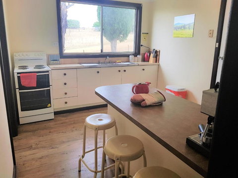 Wantana Cottage Farmstay - Hervey Bay Accommodation 5