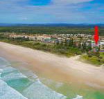 Blue Pacific 2 Across the road from Pippi Beach - Tourism Hervey Bay