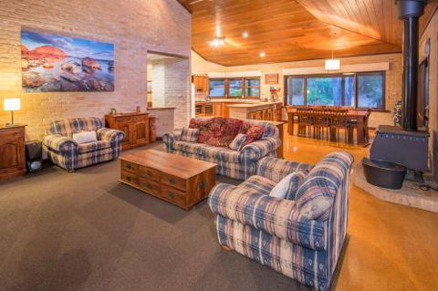 Peppi Pool Delight - Hervey Bay Accommodation 4
