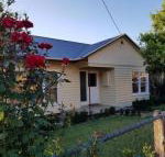 Cottage on Main - Hervey Bay Accommodation