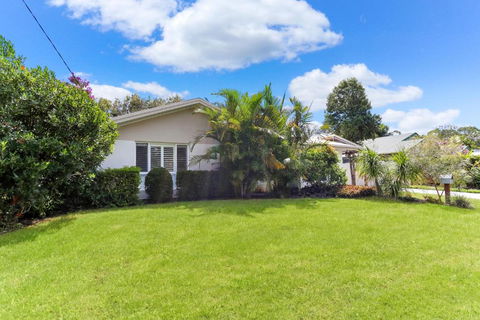 Poolside Noosa Oasis Pet Friendly - Hervey Bay Accommodation 3