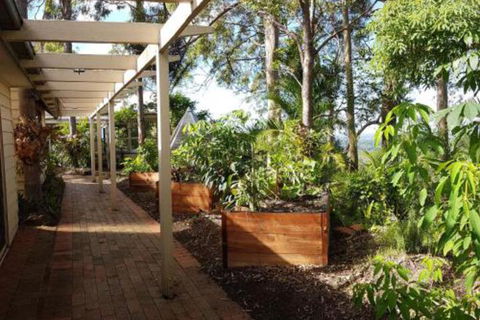 Million Dollar Views To Gold Coast - Tourism Hervey Bay 7