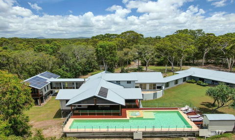 Peregian Beach Acres - Hervey Bay Accommodation 1