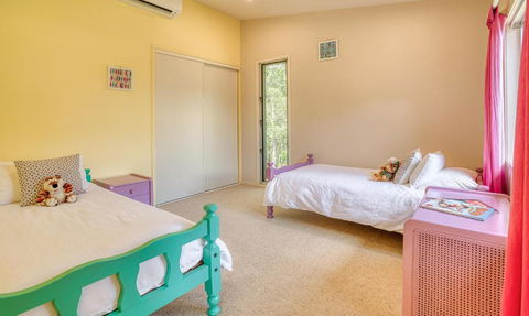 Peregian Beach Acres - Hervey Bay Accommodation 5