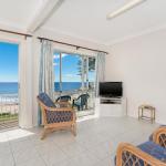 Sea Spray Apartments Unit 4 - Hervey Bay Accommodation 0