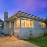 The Entrance North Lakeside Cottage - Hervey Bay Accommodation 0