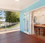 The Blue House flat walk to river  beach - Tourism Hervey Bay
