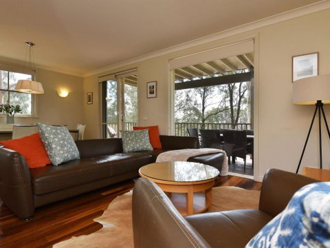 Villa Executive 2br Sangiovese Resort Condo Located Within Cypress Lakes Resort (nothing Is More Central) - Hervey Bay Accommodation 2