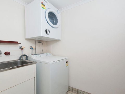 Mistral Close Misthaven 01 12 - Hervey Bay Accommodation 5