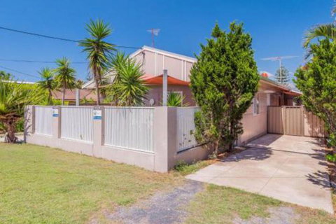 Yamba Daze Sunset Pet Friendly - Hervey Bay Accommodation 4