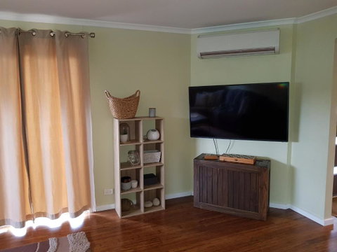 Stonewall Jindabyne - Hervey Bay Accommodation 3