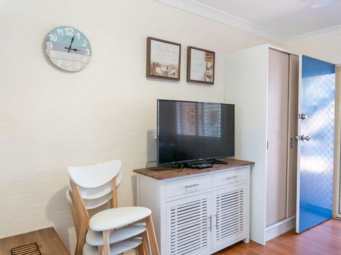 Coasters 23 - Hervey Bay Accommodation 4