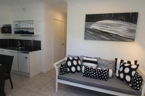 Portofino Unit 4 - Hervey Bay Accommodation 6
