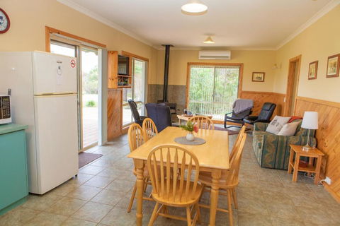 Riverside Retreat Chalets Walpole - Tourism Hervey Bay 3