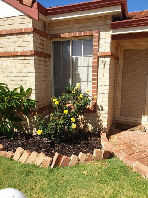Beachside Retreat 2 - Hervey Bay Accommodation 4