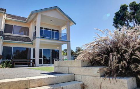 Bay Bliss In Coffin Bay - Hervey Bay Accommodation 2