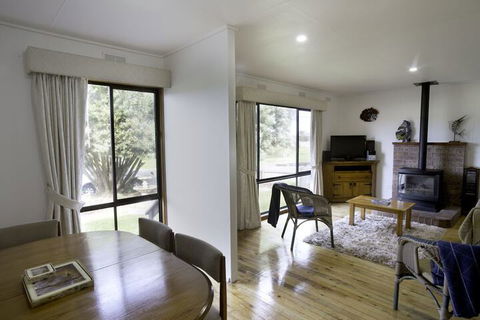 Bindi - Hervey Bay Accommodation 2