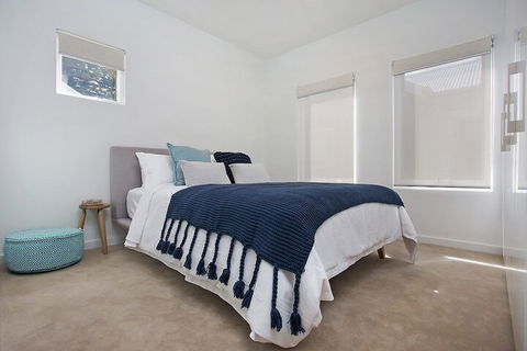 Robertson 6 - Tourism Hervey Bay 1