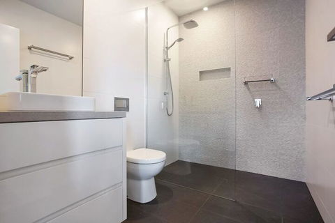 Robertson 6 - Tourism Hervey Bay 2