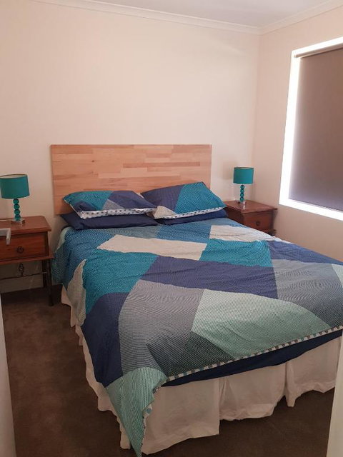 Towncrackers Guest House - Hervey Bay Accommodation 1