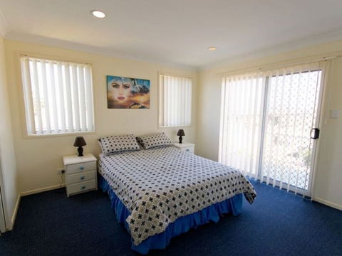 1/6 Convent Lane - Hervey Bay Accommodation 2