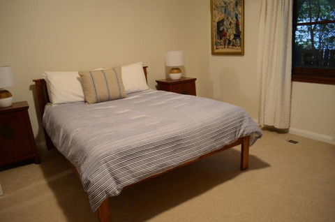 Coolamon On Marsh Armidale - Hervey Bay Accommodation 1