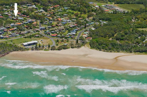 Panorama Beach House - Hervey Bay Accommodation 3