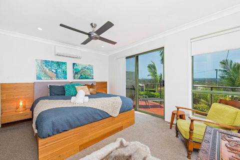 Panorama Beach House - Hervey Bay Accommodation 6