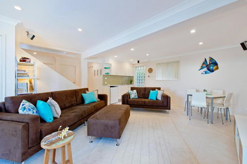Allure By The Sea - Hervey Bay Accommodation 5