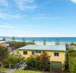 22 Dulling Street Beach House - Tourism Hervey Bay