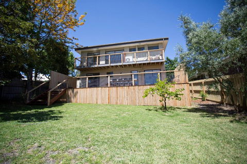 Lytton At Lonnie - Tourism Hervey Bay 5