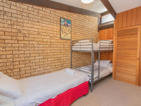 Clearview 2 / 8 Bogong Street - Hervey Bay Accommodation 2