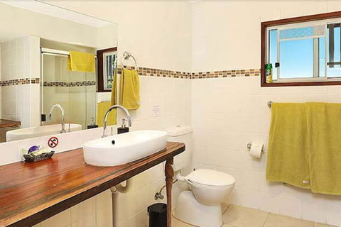 Avocado Grove B & B - Tourism Hervey Bay 7
