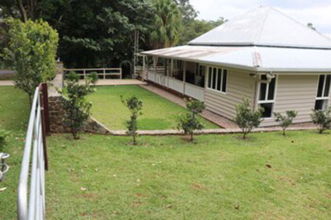 Mapleton Falls Farm House - Hervey Bay Accommodation 0
