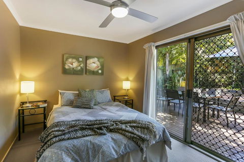 Noosa Rest - Tourism Hervey Bay 5