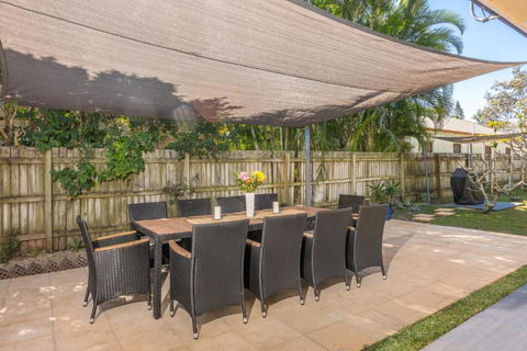 A SWEET ESCAPE Carefree Beach Home - Hervey Bay Accommodation 7