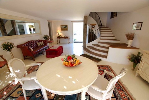 Talits Vineyard Estate - Hervey Bay Accommodation 2