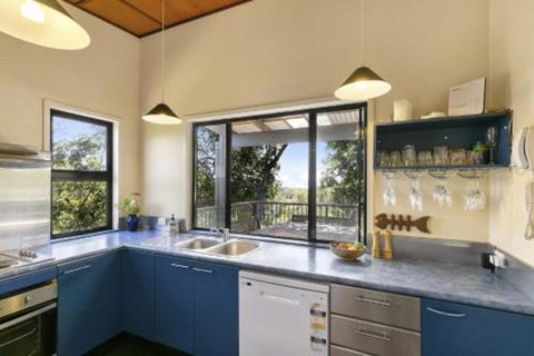 Coasting - Hervey Bay Accommodation 4