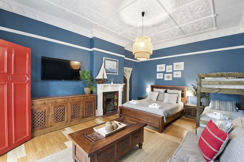 Manly Designer Studios - Hervey Bay Accommodation 5