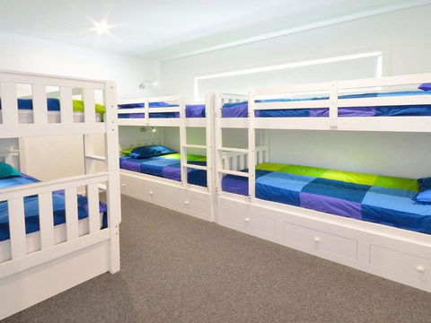 Seven Mile Heaven Your Coastal Kingdom - Hervey Bay Accommodation 3