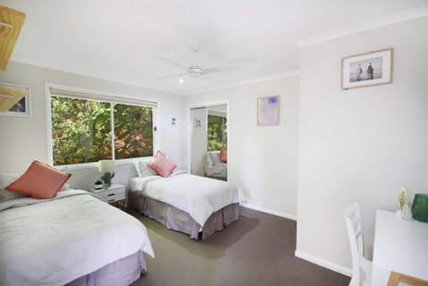 STUNNING HOME WITH SPECTACULAR VIEWS & CLOSE TO THE BEACH - Hervey Bay Accommodation 3