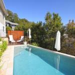 STUNNING HOME WITH SPECTACULAR VIEWS & CLOSE TO THE BEACH - Hervey Bay Accommodation 1