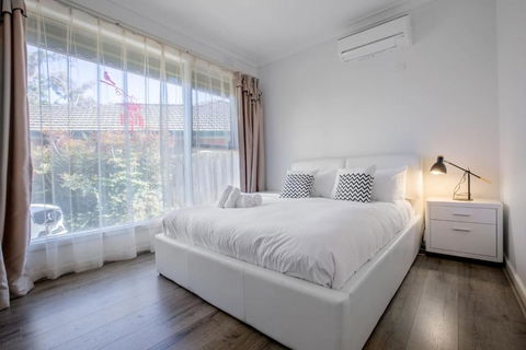 Alice Wonderland In 4 Beds House - Tourism Hervey Bay 5