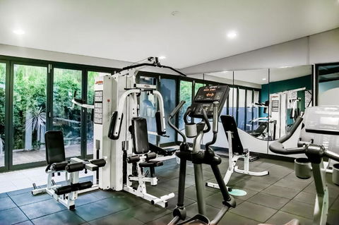 Presidential Bungalow - Hervey Bay Accommodation 4