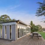 Bluff View River House Stunning Riverfront - Hervey Bay Accommodation 1