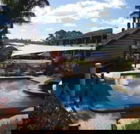 Black Swan Motor Inn - Hervey Bay Accommodation