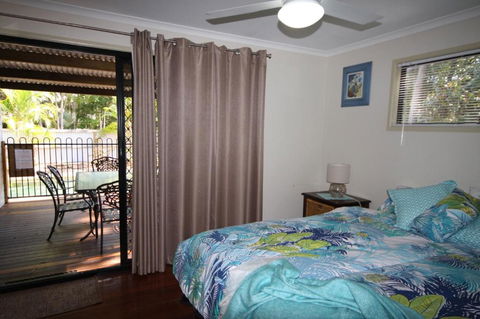 1 Naiad Court Lowset Family Home With Swimming Pool & Covered Deck. Pet Friendly - Hervey Bay Accommodation 5