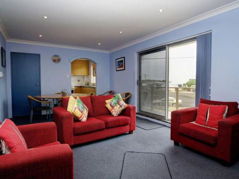 Anchorage 7 Beautifully Renovated Close To Rockpool - Hervey Bay Accommodation 6