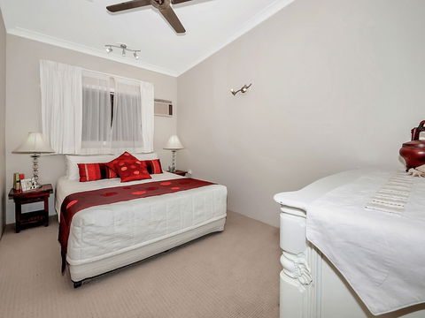 Unique Tropical Rainforest Getaway - Hervey Bay Accommodation 5